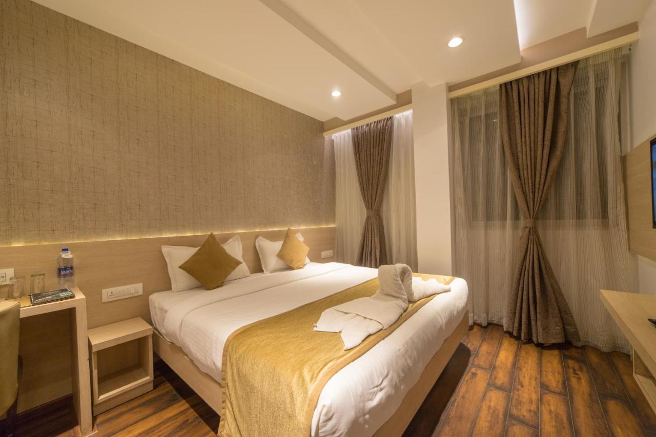 Zip By Spree Hotels Samudra Белгаум Екстериор снимка
